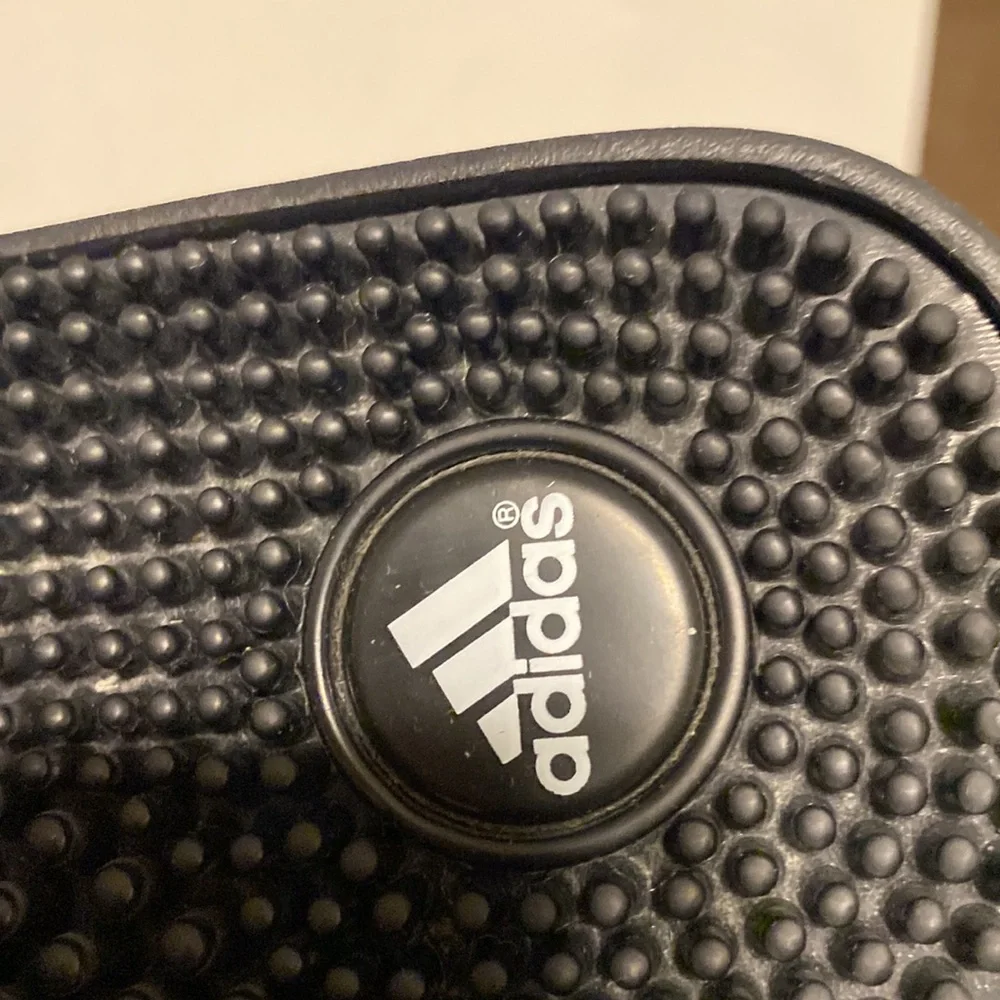 adidas kids slides shoes size 5 black & white color